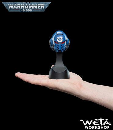 Weta Workshop: Warhammer 40,000 Replica 1/4 Ultramarines Helm 12 cm