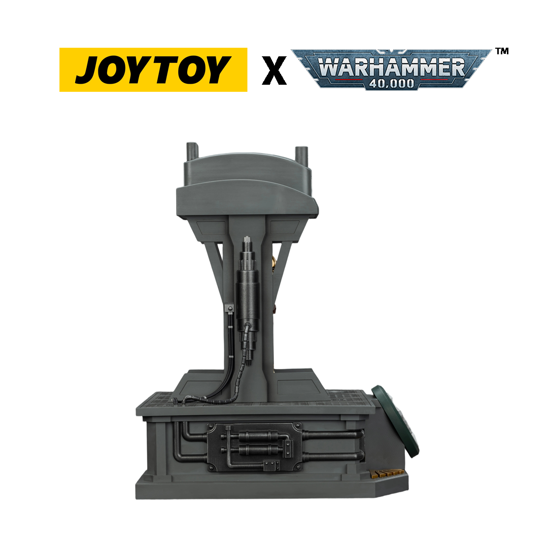 JoyToy Warhammer 40,000: Dark Angels Mk X Helmet and Display Stand (1:1 Scale) Preorder