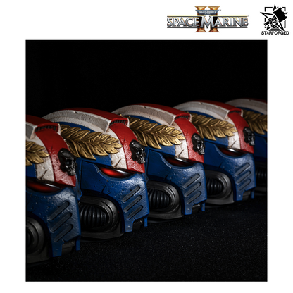 Starforged Warhammer 40,000: Space Marine 2 Ultramarines Titus' Helmet Night Light Lamp Preorder