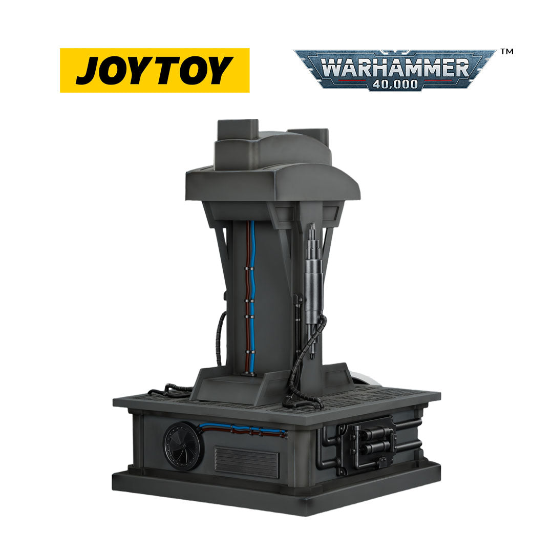 JOYTOY Warhammer 40,000: White Scars Mk X Helmet and Display Stand (1/1 Scale) Preorder
