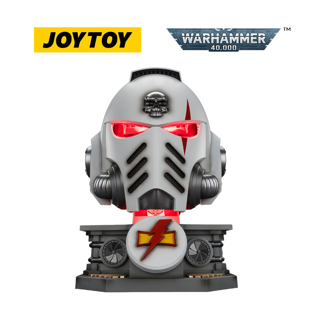 JOYTOY Warhammer 40,000: White Scars Mk X Helmet and Display Stand (1/1 Scale) Preorder