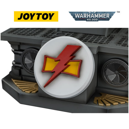 JOYTOY Warhammer 40,000: White Scars Mk X Helmet and Display Stand (1/1 Scale) Preorder