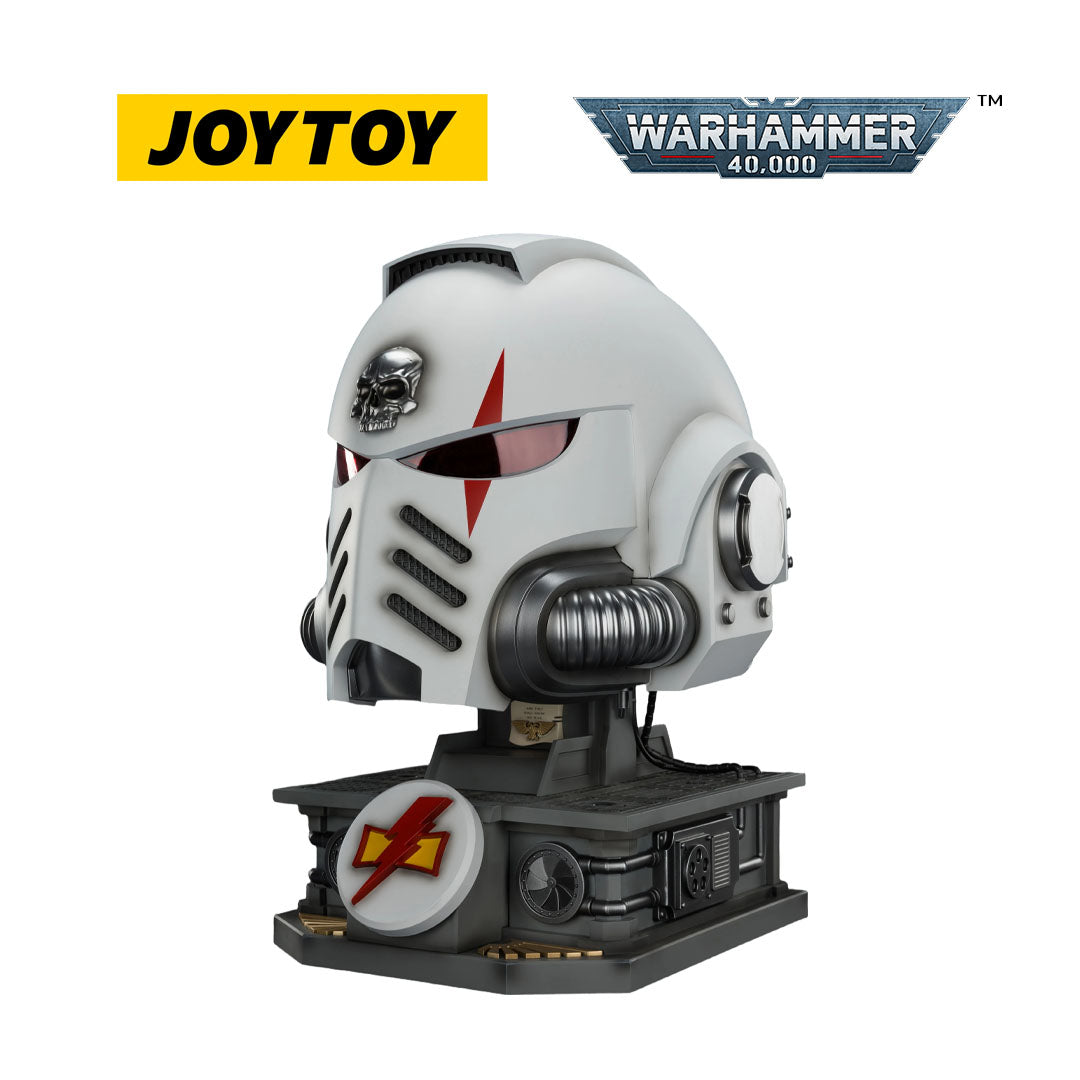 JOYTOY Warhammer 40,000: White Scars Mk X Helmet and Display Stand (1/1 Scale) Preorder