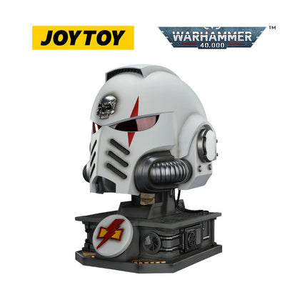 JOYTOY Warhammer 40,000: White Scars Mk X Helmet and Display Stand (1/1 Scale) Preorder