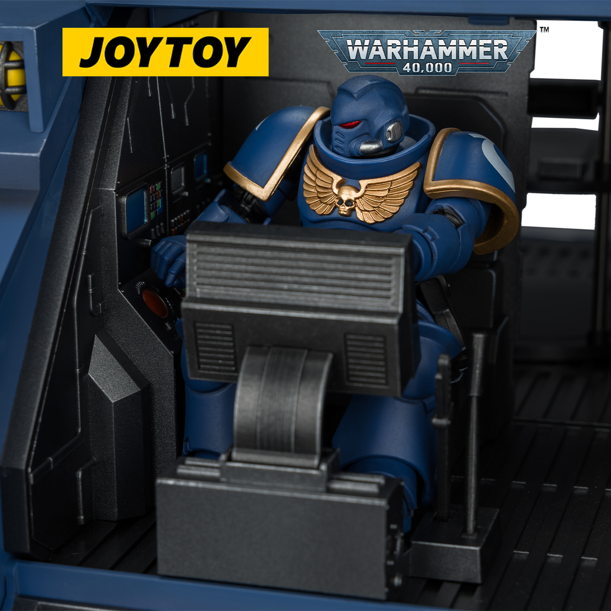 JOYTOY Warhammer 40,000 Ultramarines Predator Destructor & Intercessor (Scale 1:18) Preorder Bundle