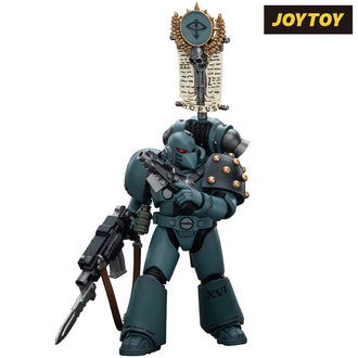 JoyToy Warhammer The Horus Heresy Action Figure - Sons of Horus, Legion MkVI Tactical Squad Legionary with Legion Vexilla (1/18 Scale)