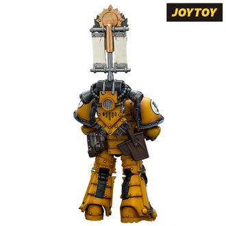 JoyToy Warhammer The Horus Heresy Action Figure - Imperial Fists, Legion MkIII Tactical Squad Legionary with Legion Vexilla (1/18 Scale)